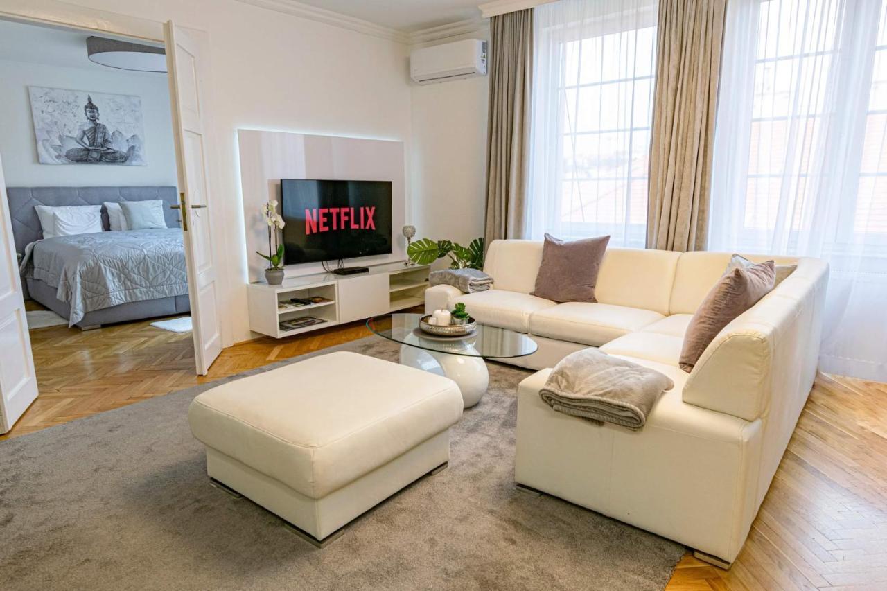 Budacastle Panoramic Luxurious Family Apt, Free Parking Included Budapest Luaran gambar