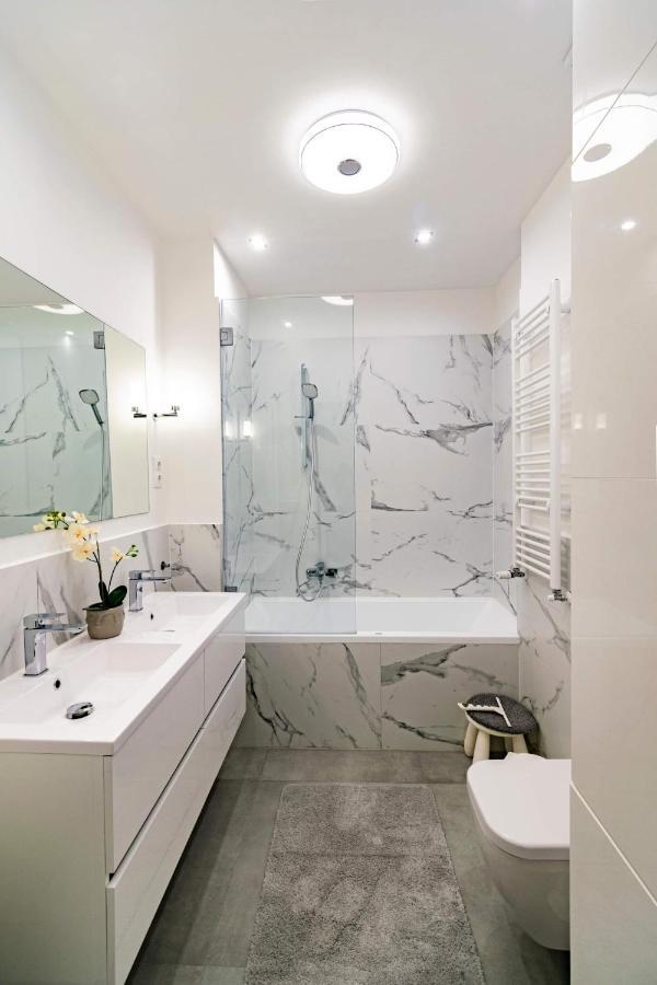 Budacastle Panoramic Luxurious Family Apt, Free Parking Included Budapest Luaran gambar